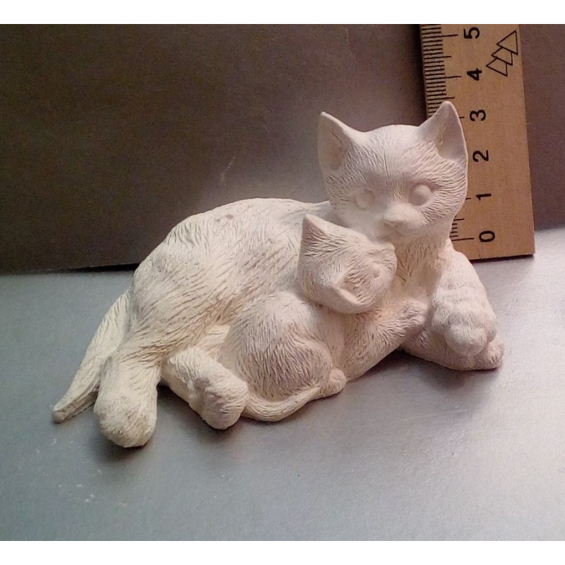 Гипсовая фигурка для раскрашивания статуэтка. Кошка с котенком